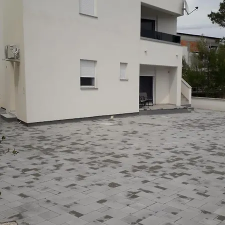 B&l Apartman