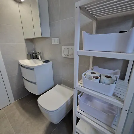 Apartment B&l Vir